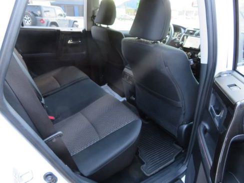 Used 2024 Toyota 4Runner TRD Off-Road image 15