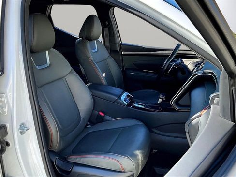 Used 2024 Hyundai Santa Cruz Limited image 23