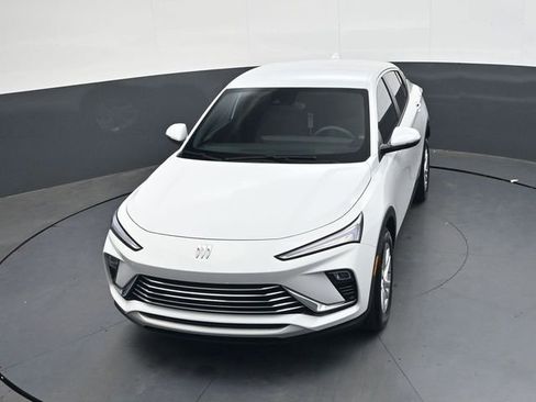 Used 2025 Buick Envista Preferred image 18