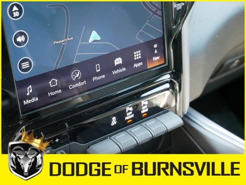 Used 2025 RAM 1500 Laramie AWD/4WD image 21