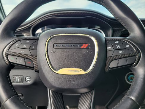 Used 2016 Dodge Challenger R/T Scat Pack RWD image 17