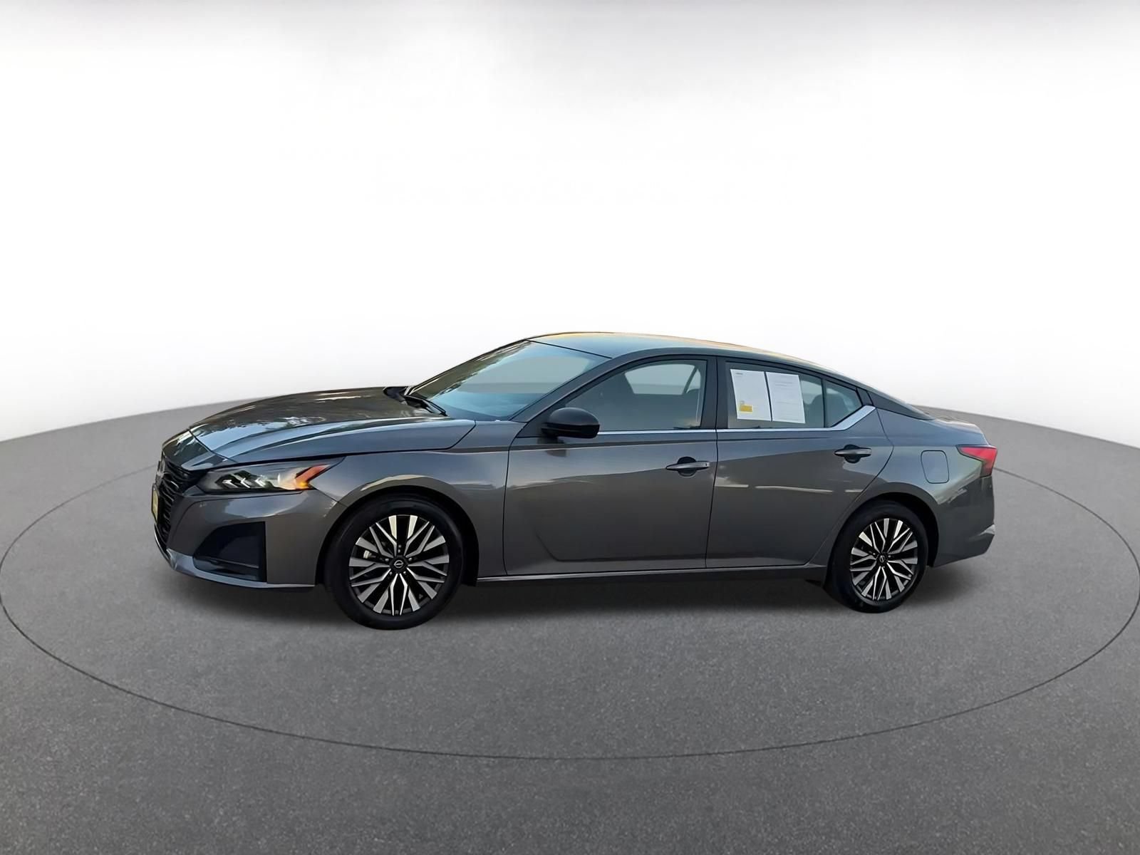 Used 2026 Nissan Altima 2.5 SV FWD image 7