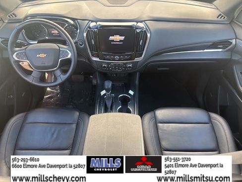 Used 2023 Chevrolet Traverse LT w/ LT Premium Package AWD/4WD image 14