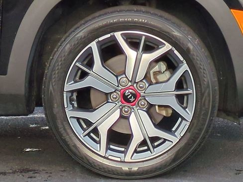 Used 2021 Kia Seltos S image 11