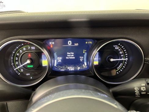 Used 2023 Jeep Wrangler Unlimited Sahara w/ Cold Weather Group AWD/4WD image 20