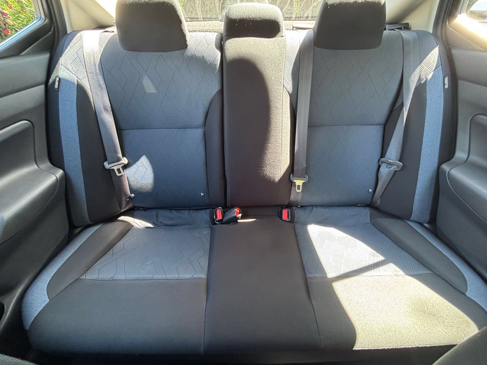 Used 2025 Nissan Versa SV FWD image 35