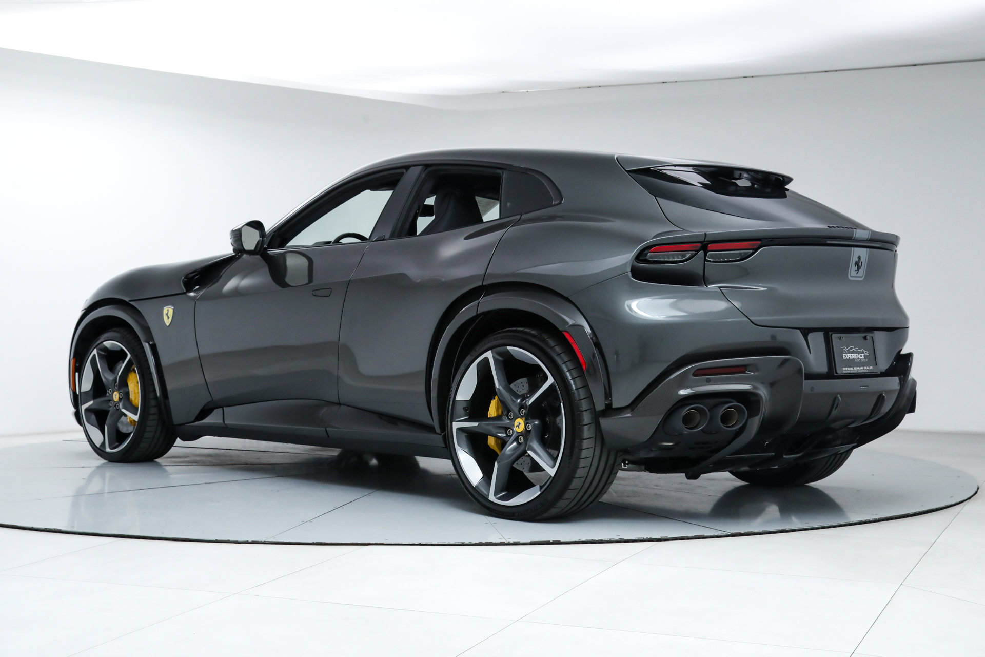 Used 2025 Ferrari Purosangue AWD/4WD image 8