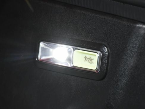 Used 2026 GMC Hummer EV SUV AWD/4WD image 71