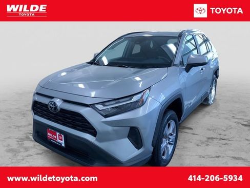 Used 2025 Toyota RAV4 XLE w/ Convenience Package image 1
