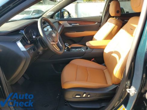 Certified 2025 Cadillac XT5 Premium Luxury FWD image 18