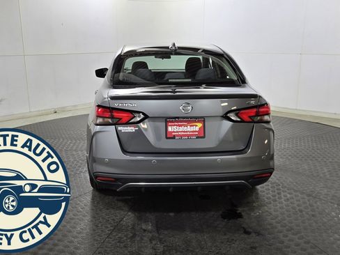 Used 2020 Nissan Versa SR image 6
