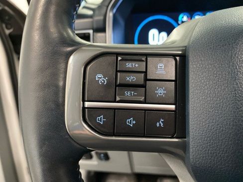 Used 2022 Ford F150 Limited AWD/4WD image 23