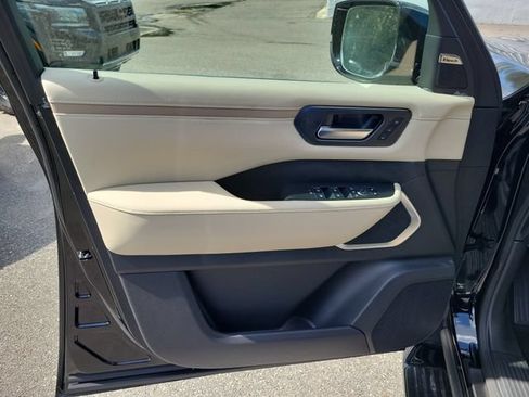 New 2026 Nissan Armada Platinum Reserve AWD/4WD image 15