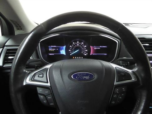Used 2013 Ford Fusion Titanium image 11