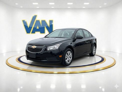 Used 2013 Chevrolet Cruze LS image 1