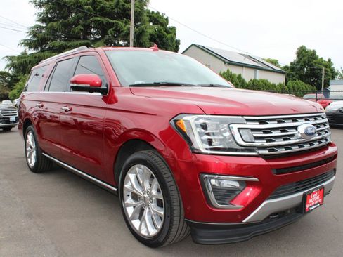 Used 2018 Ford Expedition Max Limited w/ Equipment Group 302A AWD/4WD image 7