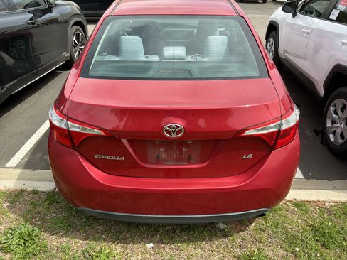 Used 2015 Toyota Corolla LE image 8