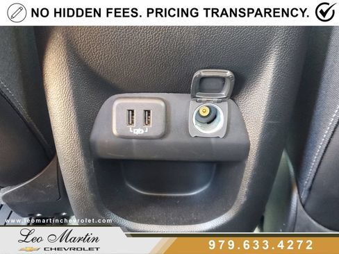 Used 2022 Chevrolet Colorado ZR2 AWD/4WD image 11