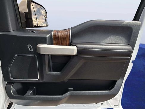 Used 2018 Ford F150 Lariat AWD/4WD image 19