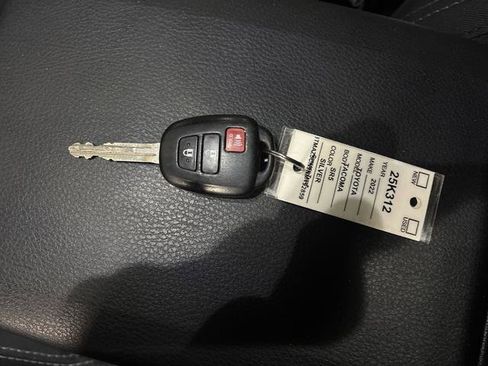 Used 2022 Toyota Tacoma SR5 image 24