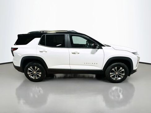 New 2026 Chevrolet Equinox LT w/ Safety and Technology Package FWD image 6