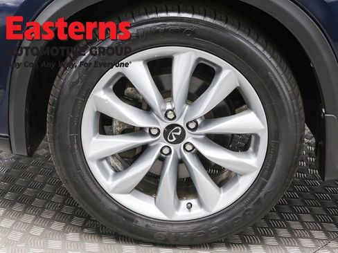 Used 2021 INFINITI QX50 Luxe w/ Cargo Package image 34