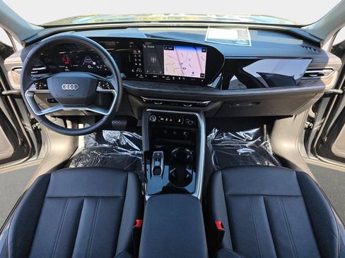 Used 2025 Audi Q5 Premium w/ Convenience Package AWD/4WD image 10