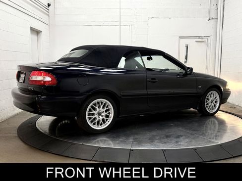 Used 2004 Volvo C70 HT FWD image 8