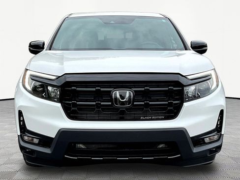 Used 2024 Honda Ridgeline Black Edition image 2