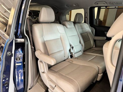 Used 2015 Honda Odyssey EX-L image 31