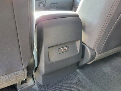 Used 2025 Nissan Frontier SV image 26