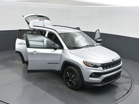 New 2026 Jeep Compass Latitude AWD/4WD image 49