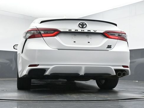 Used 2024 Toyota Camry SE w/ Blackout Package (TMS) image 22
