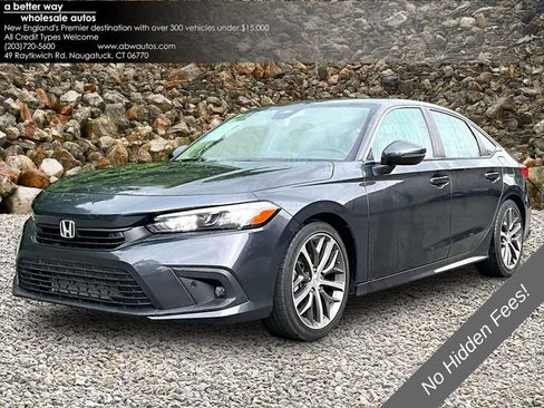 Used 2022 Honda Civic Touring image 1