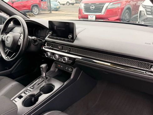 Used 2024 Honda Civic Sport image 16