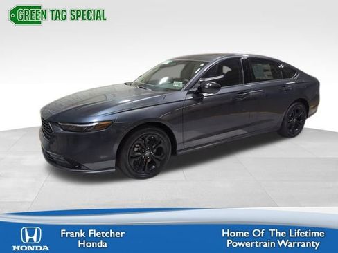 New 2025 Honda Accord SE image 1