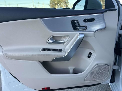 Used 2021 Mercedes-Benz A 220 image 12