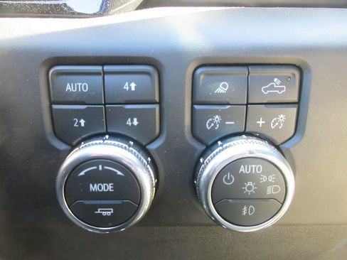 New 2026 GMC Sierra 1500 AT4 AWD/4WD image 18