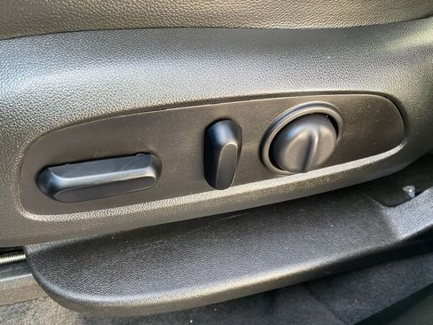 Used 2020 Chevrolet Traverse Premier image 10