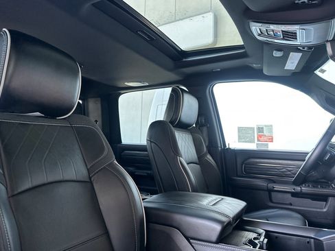 New 2025 RAM 3500 Limited image 16