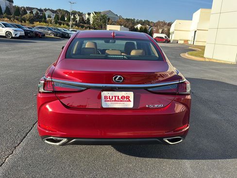 New 2025 Lexus ES 350 w/ Premium Package image 4