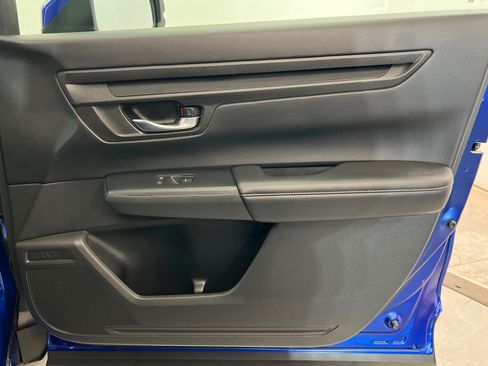 Used 2023 Honda CR-V EX image 23