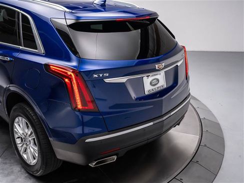 Used 2023 Cadillac XT5 Luxury FWD image 32