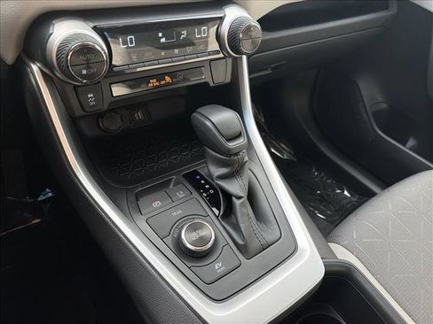 New 2025 Toyota RAV4 XLE image 18