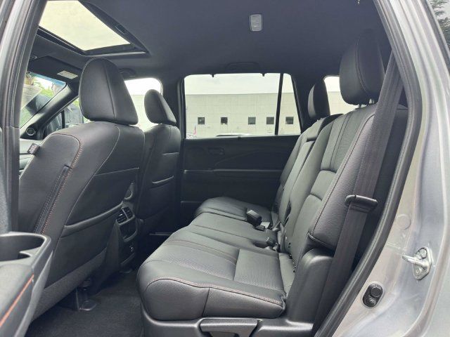 Certified 2023 Honda Passport TrailSport image 10