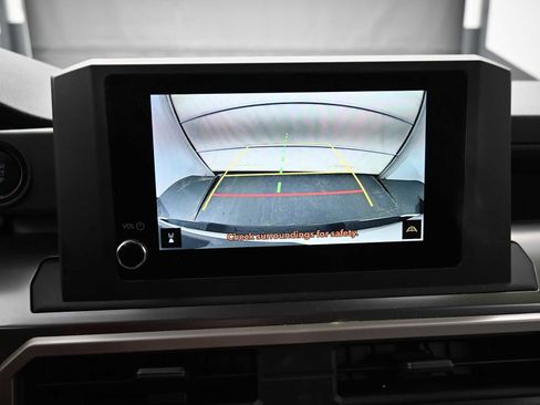 Used 2025 Toyota Tacoma SR5 image 8