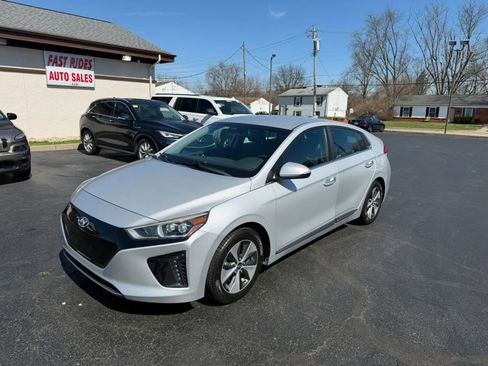 Used 2017 Hyundai Ioniq Limited image 2