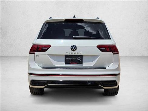 Used 2023 Volkswagen Tiguan SE R-Line FWD image 7