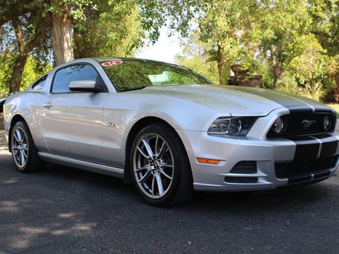 Used 2014 Ford Mustang GT Premium w/ GT Track Package image 29