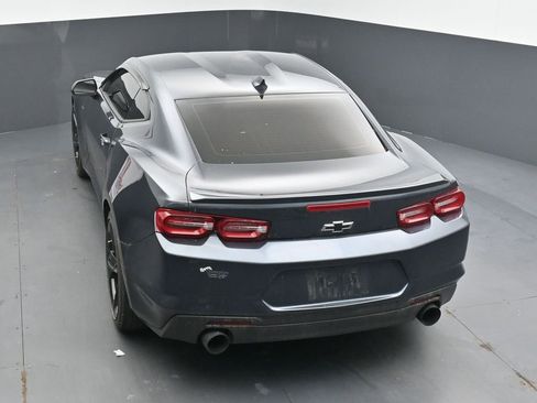 Used 2022 Chevrolet Camaro LT RWD image 15